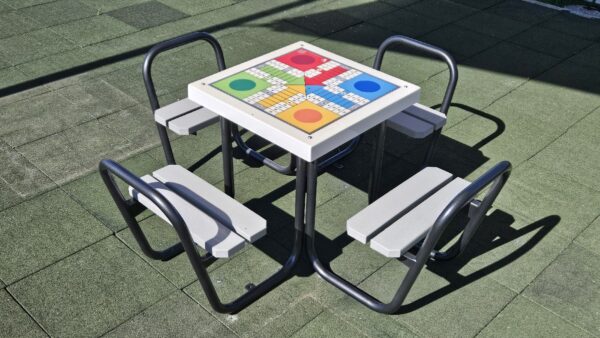 R2032-STOL-ZA-PARCHIS_REF-1